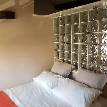Appartement Location Semaine T1 De Charme. D'azur *
